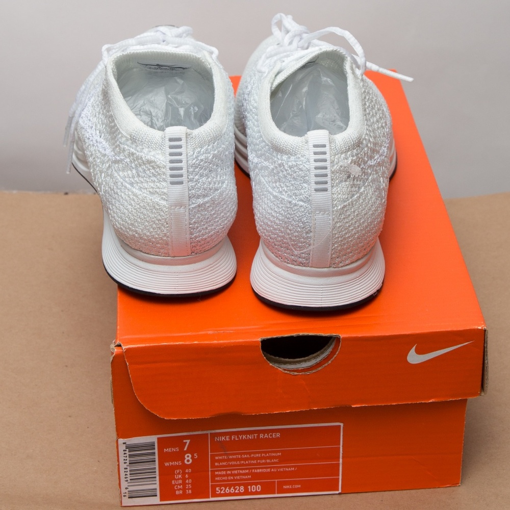 Nike Flyknit Racer White Size 8.5 - Picture 4 of 5